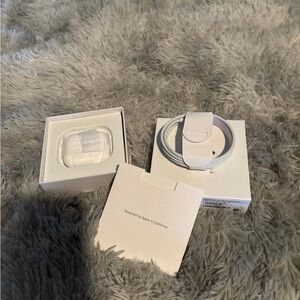 Apple White Product Packaging